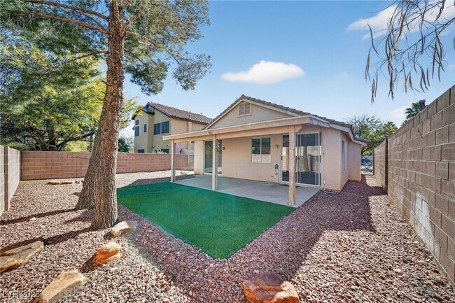 Building Photo - 9632 Bending River Ave