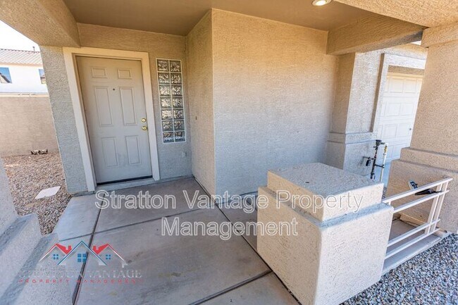 Building Photo - 12721 W Almeria Rd