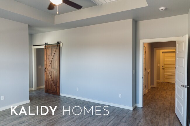 Building Photo - 1796 Salma Rd