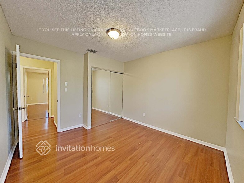 Building Photo - 831 NW 98th Ave