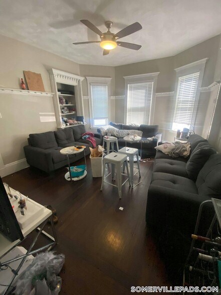 Primary Photo - 69 Bromfield Rd