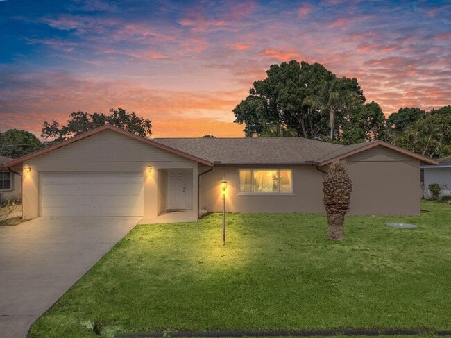 Primary Photo - 1143 SE Sabina Ln