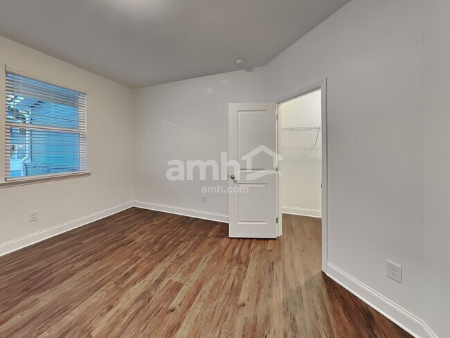 Building Photo - 4846 Pebble Bridge Wy