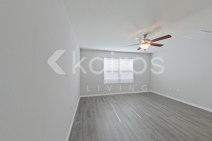 Building Photo - 8590 SW 44th Ct