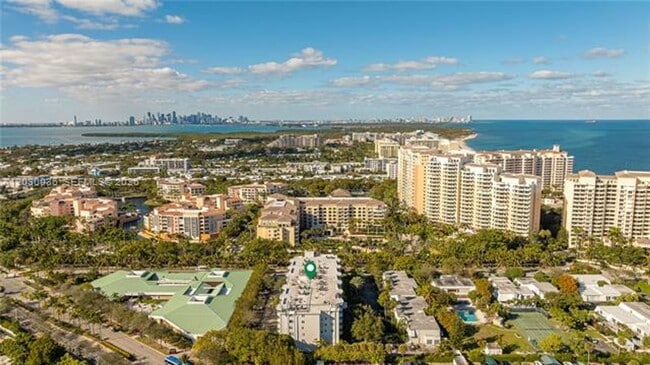 Building Photo - 210 Seaview Dr