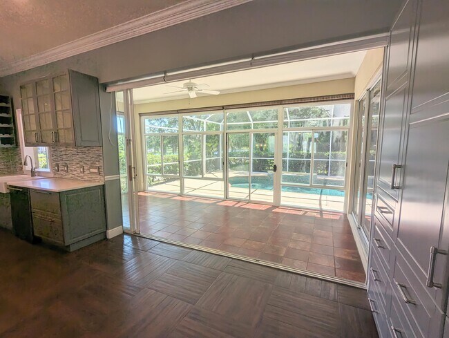 Building Photo - 6535 Meandering Way