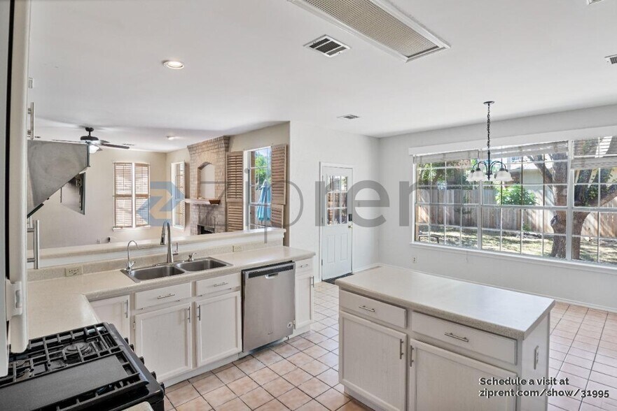 Building Photo - 1212 Fox Sparrow Trail