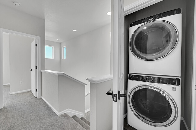 Building Photo - 5319 Spalding Pl