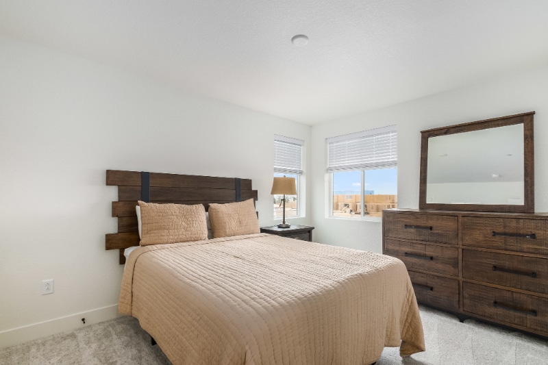 Building Photo - 5795 Champlain Dr