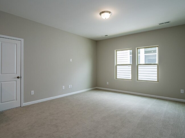 Building Photo - 128 Blue Hydrangea Ln