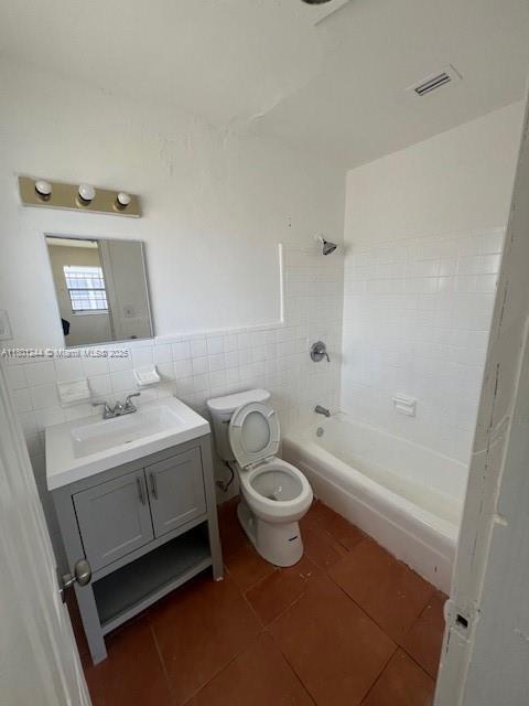 Building Photo - 2155 NW 71st St