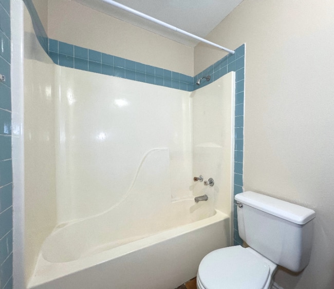 Building Photo - 5120 San Francisco Ave