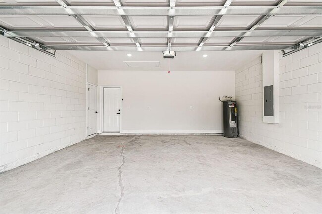 Building Photo - 13053 SW 36th Ct