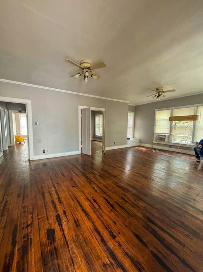 Building Photo - 1616 Campbell St