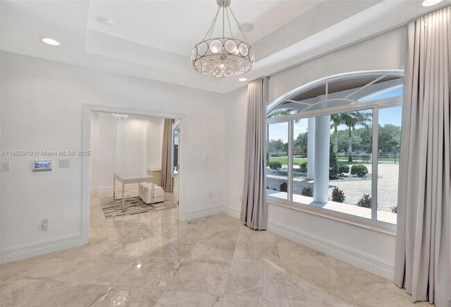 Building Photo - 4610 SW 178th Ave