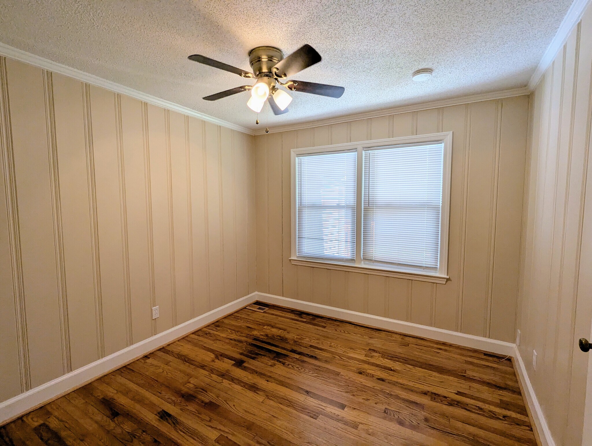 Bedroom 1 - 900 Prince Ave