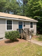 Building Photo - 724/726 N Taylor