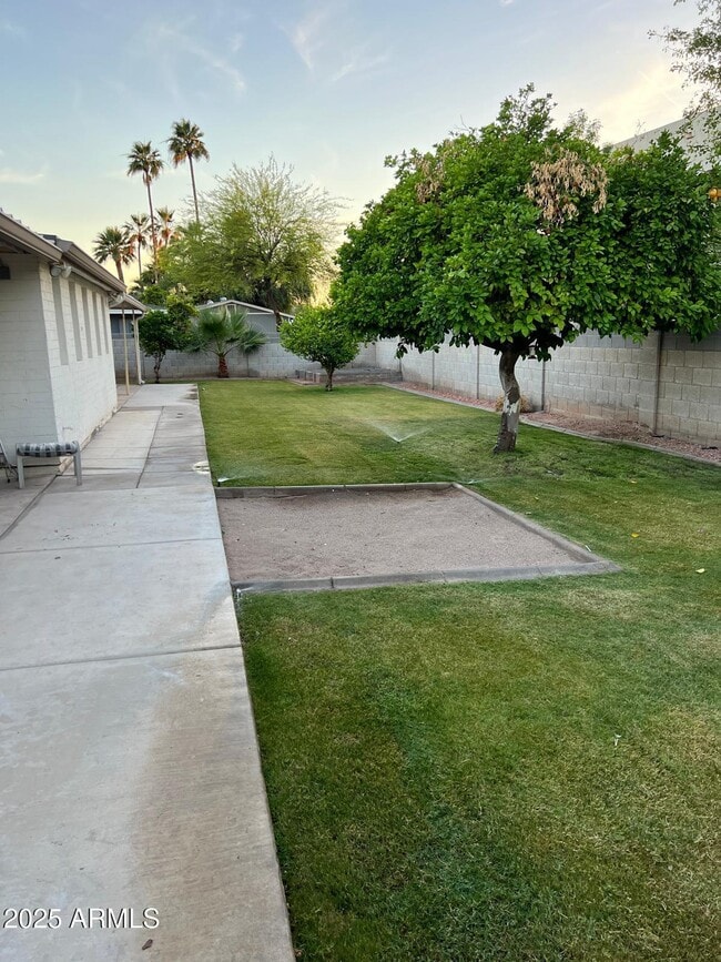 Building Photo - 4614 S Kachina Dr