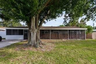 Building Photo - 3305 19th Ave W