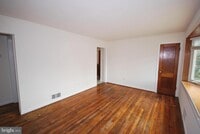 Building Photo - 5028 Nantucket Rd
