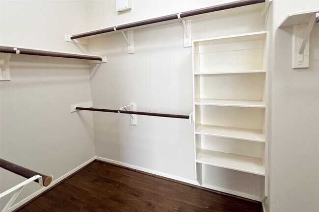 Building Photo - 26114 Silver Timbers Ln