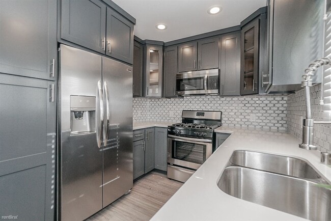 Building Photo - 4 br, 4 bath Duplex - 4508 Esmeralda Stree...