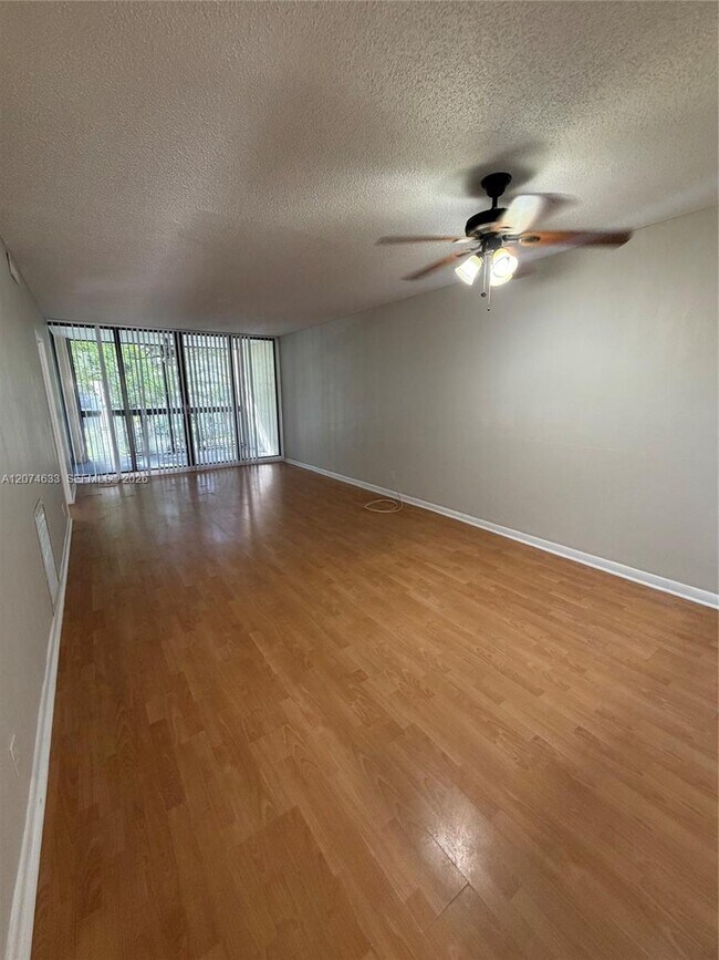 Building Photo - 8429 Forest Hills Dr