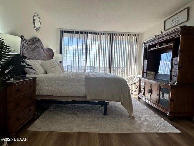 Building Photo - 2900 N Atlantic Ave