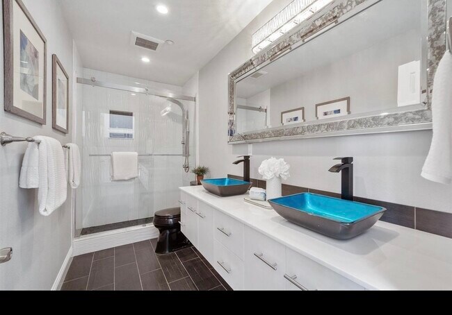 Building Photo - 1274 Sunrise Ridge Dr