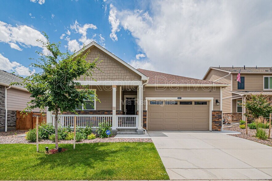 Primary Photo - 6037 N Halifax Ct