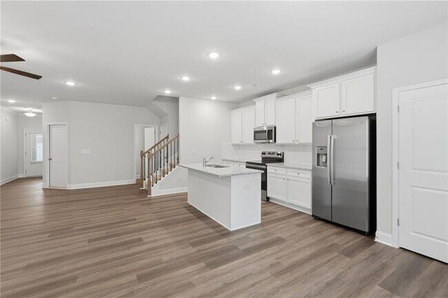 Building Photo - 2206 Chant St