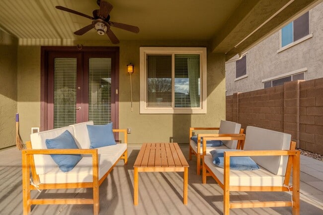 Building Photo - *POOL* Beautiful Gilbert Home Nestled at the Base of the San Tan Mountains