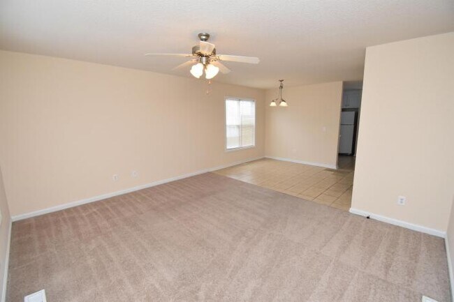 Building Photo - 2 bedroom in La Grange NC 28551