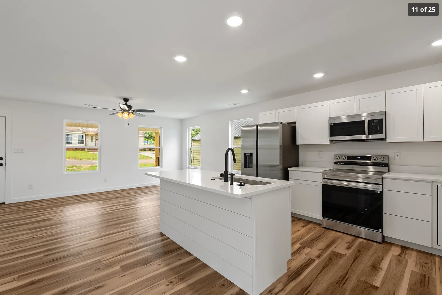 Building Photo - 211 Avenue C