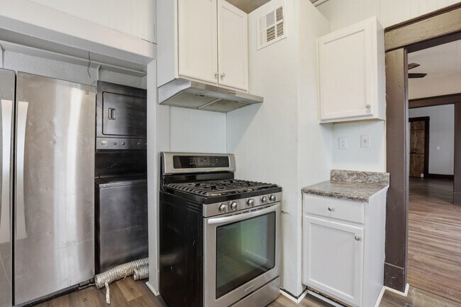 Building Photo - 1617 NW 7th St