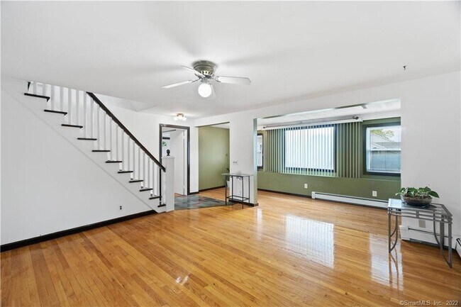 Building Photo - 32 1/2 Westville Ave