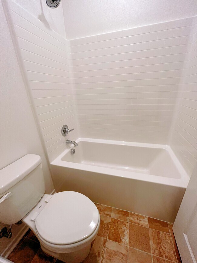 Building Photo - 5629 Kate Way