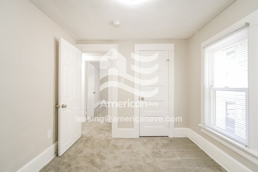 Building Photo - 2171 11th St SW