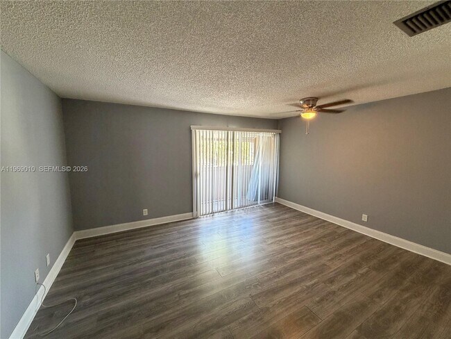 Building Photo - 853 NW 81st Terrace