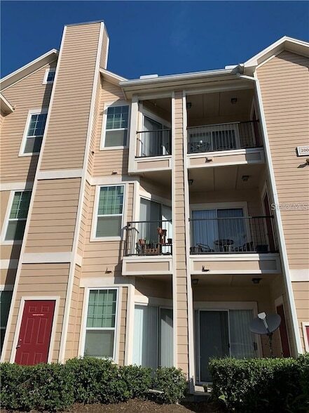 Building Photo - 2000 Erving Cir