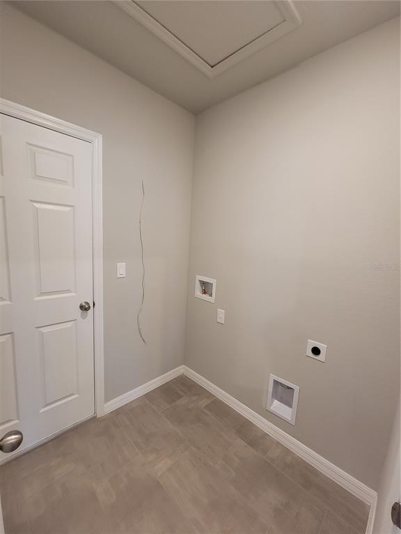 Building Photo - 5265 Sanders Oak Trl