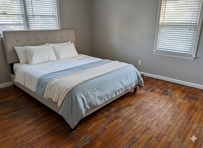 Building Photo - 5632 Birch Rd