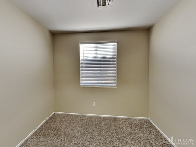 Building Photo - 3669 Karissa Heights Pl
