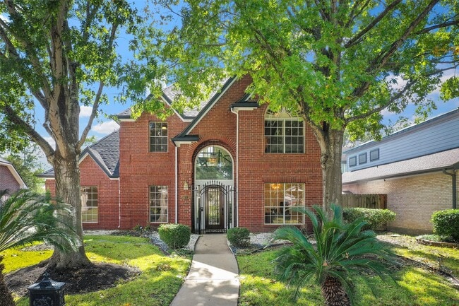 Primary Photo - 14311 Islandwoods Dr
