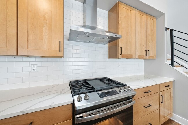 Building Photo - 2200-102 Millbank Village CT