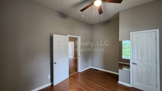 Building Photo - 129 McDonough Blvd SE