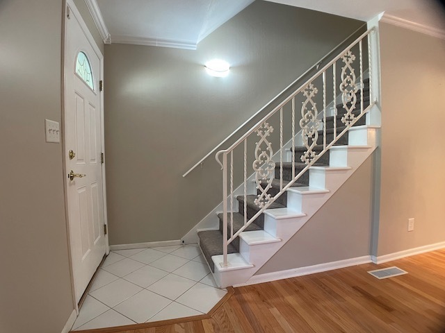 Building Photo - Duplex in North Peoria