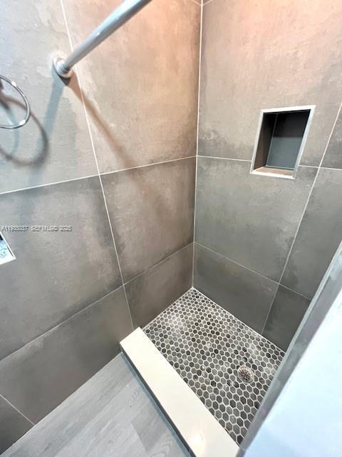 Building Photo - 2645 SE 1st Ct