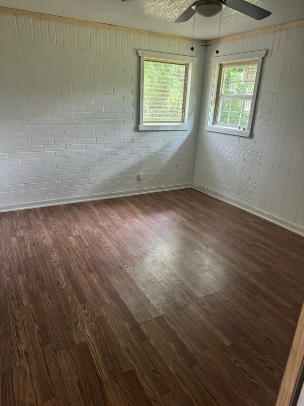 Building Photo - 404 Cobb Ave