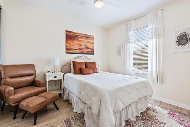 Building Photo - 116 Caravelle Dr